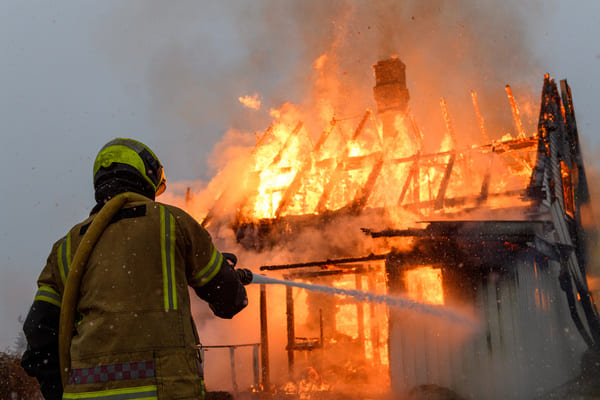 incendie humain